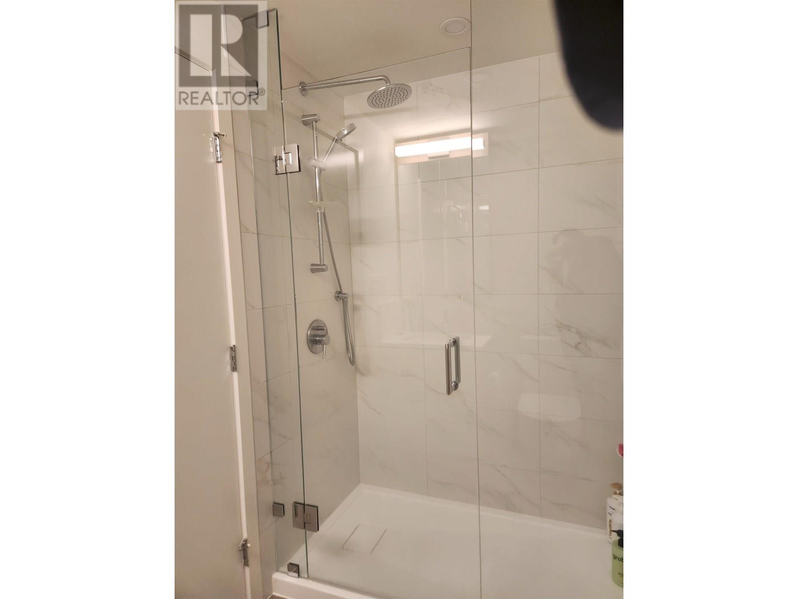 Photo 11 of 1807 318 Alderson Avenue, Coquitlam BC