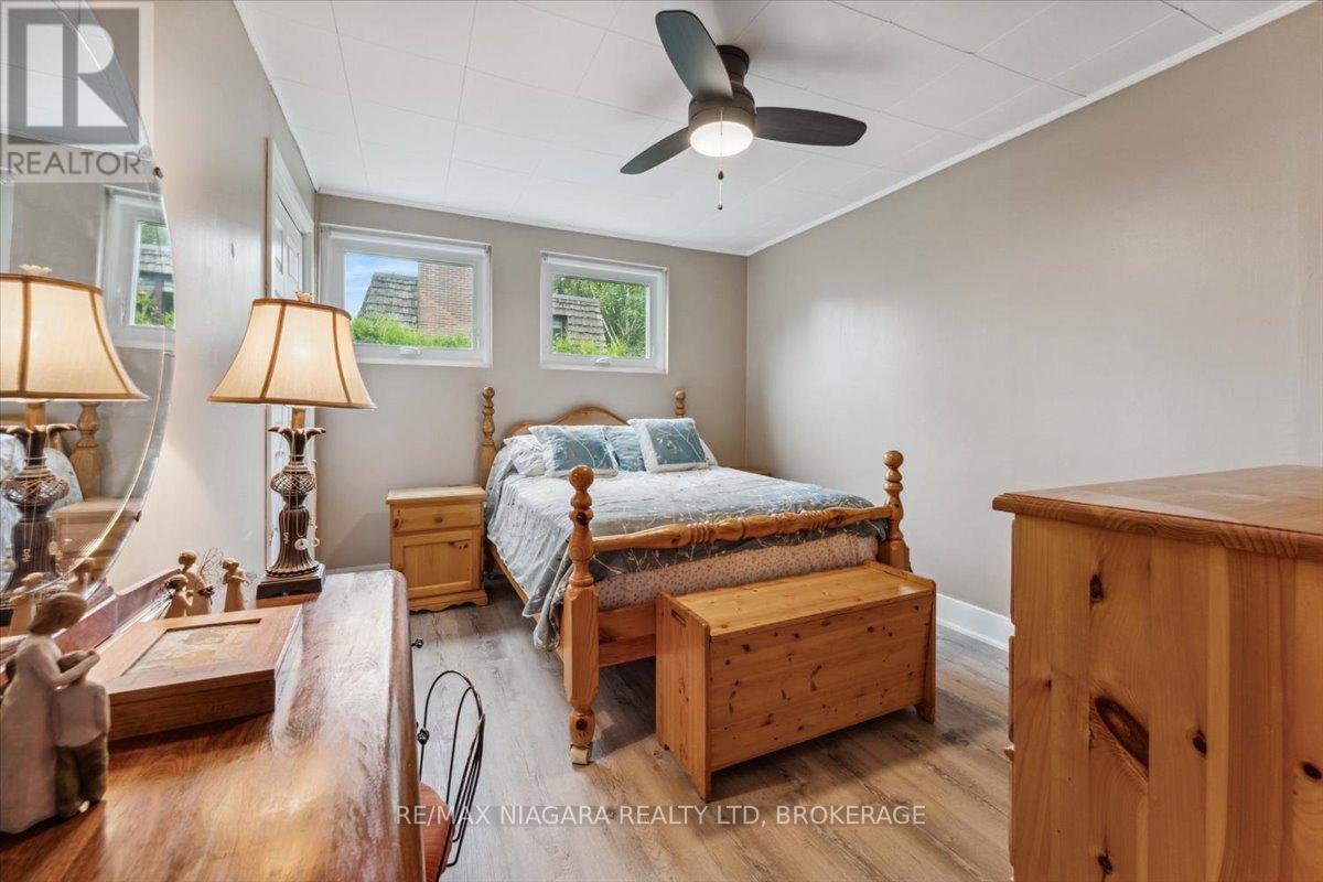Photo 17 of 56 Oakridge Crescent, Port Colborne ON