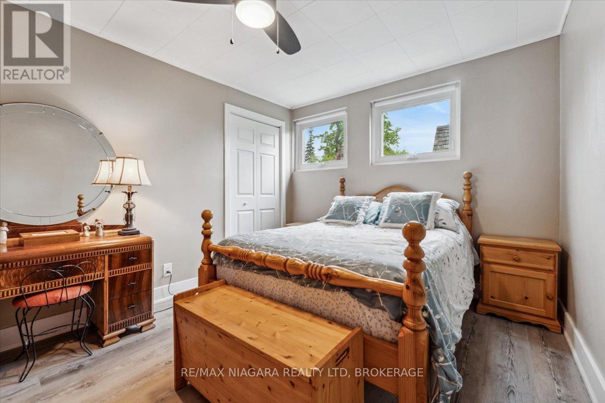 Photo 18 of 56 Oakridge Crescent, Port Colborne ON