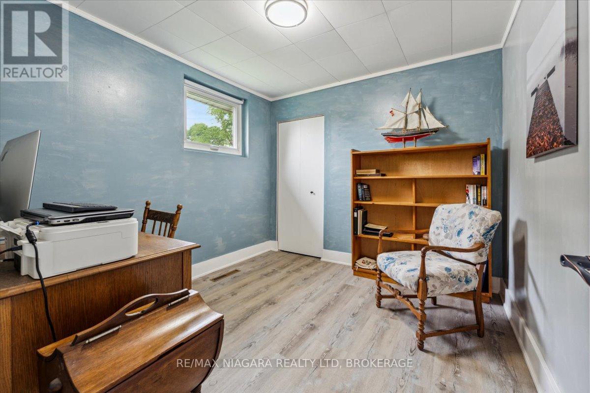 Photo 21 of 56 Oakridge Crescent, Port Colborne ON