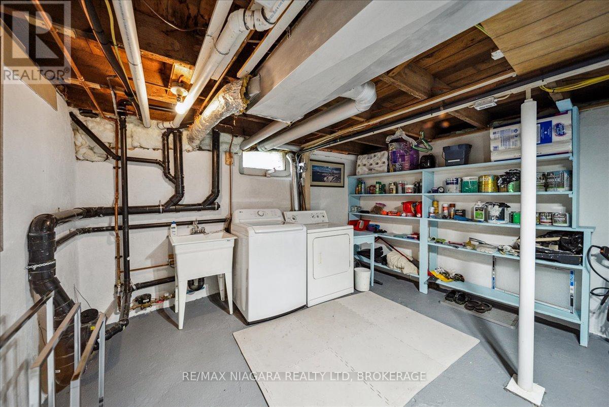 Photo 25 of 56 Oakridge Crescent, Port Colborne ON