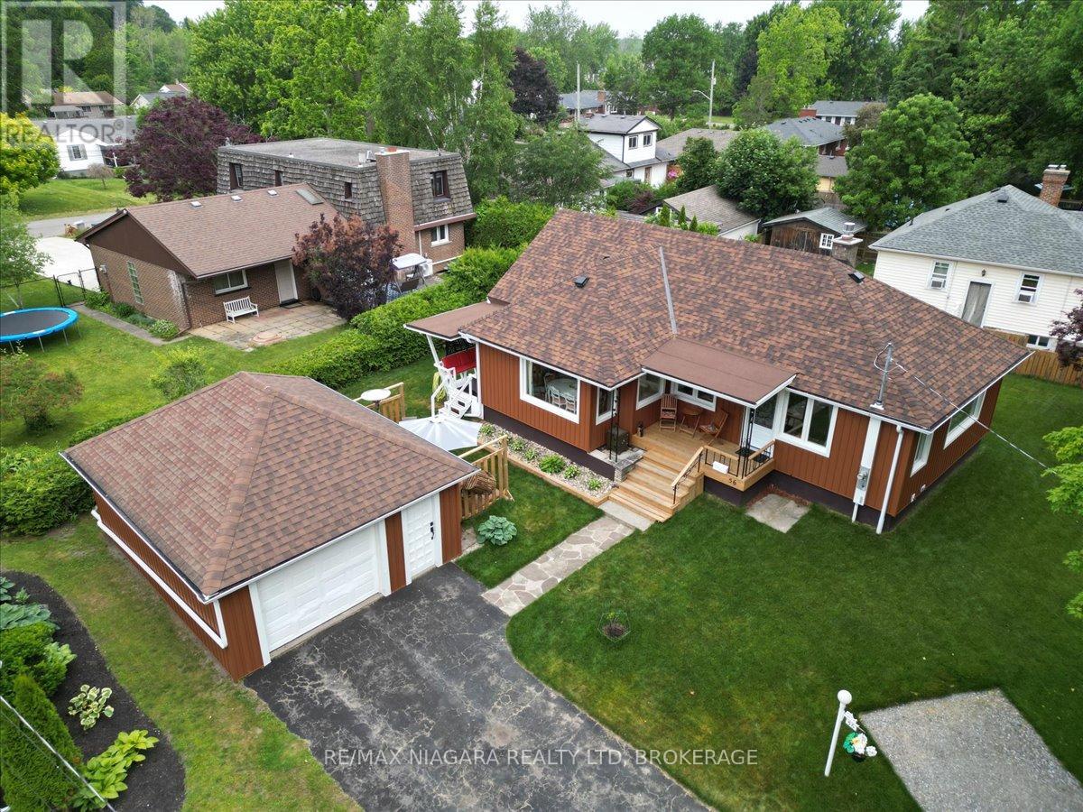 Photo 28 of 56 Oakridge Crescent, Port Colborne ON