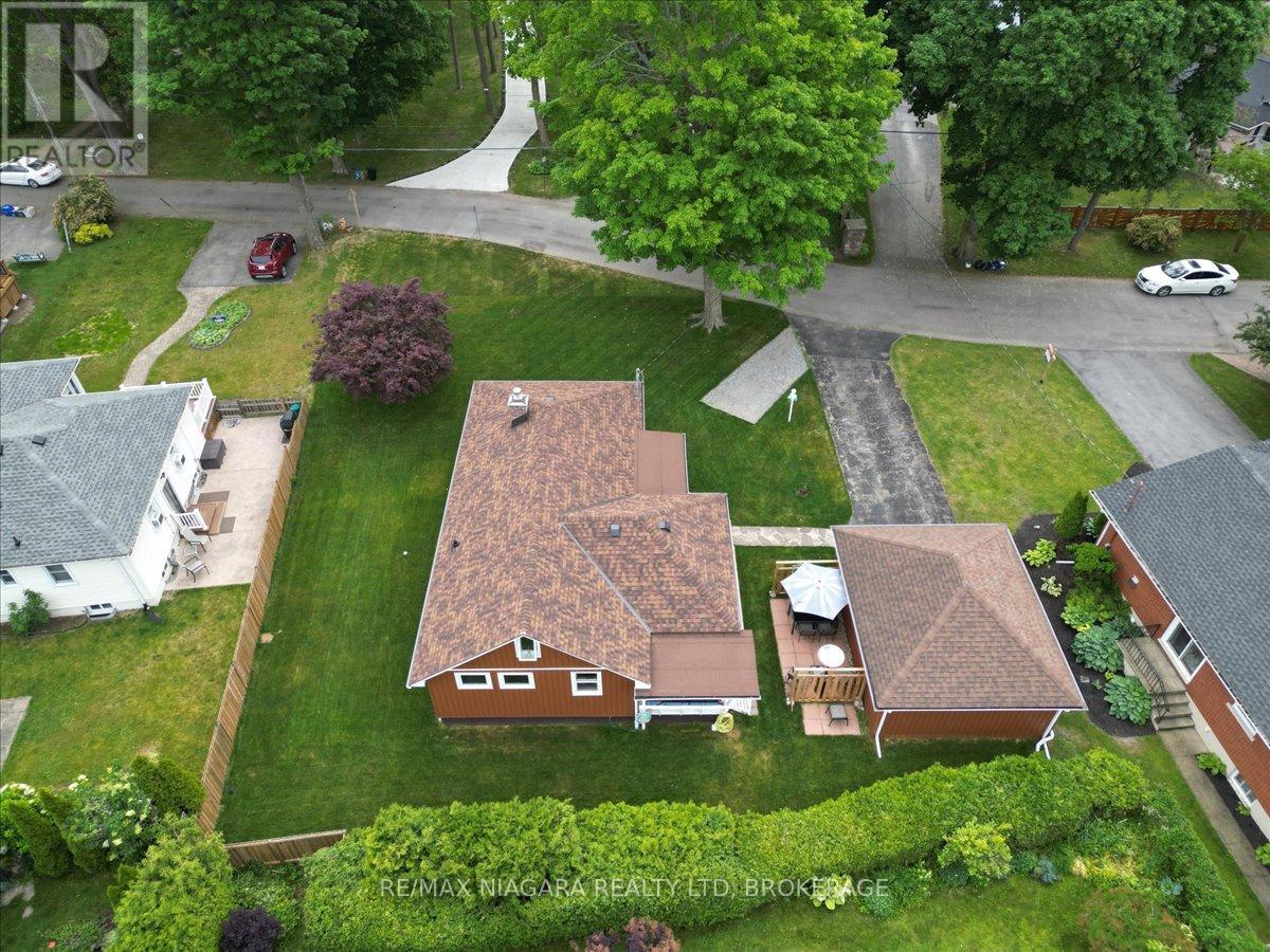 Photo 29 of 56 Oakridge Crescent, Port Colborne ON