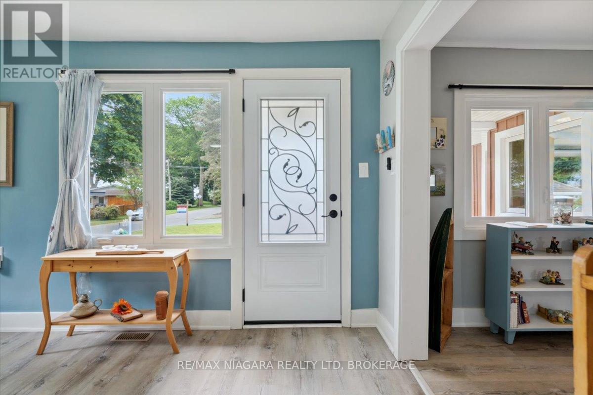 Photo 6 of 56 Oakridge Crescent, Port Colborne ON