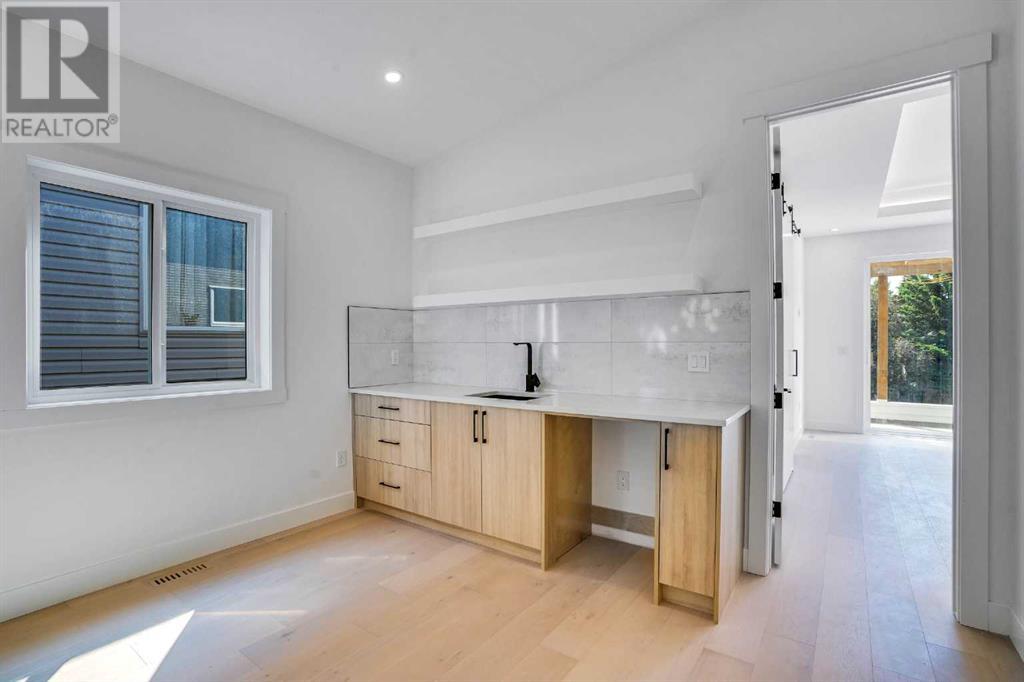 Single Family House for Sale in   Avenue NE Winston Heights/Mountview Calgary 