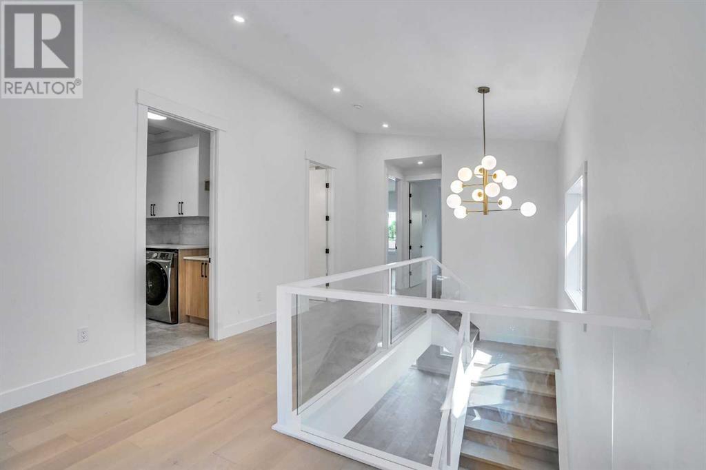 Single Family House for Sale in   Avenue NE Winston Heights/Mountview Calgary 