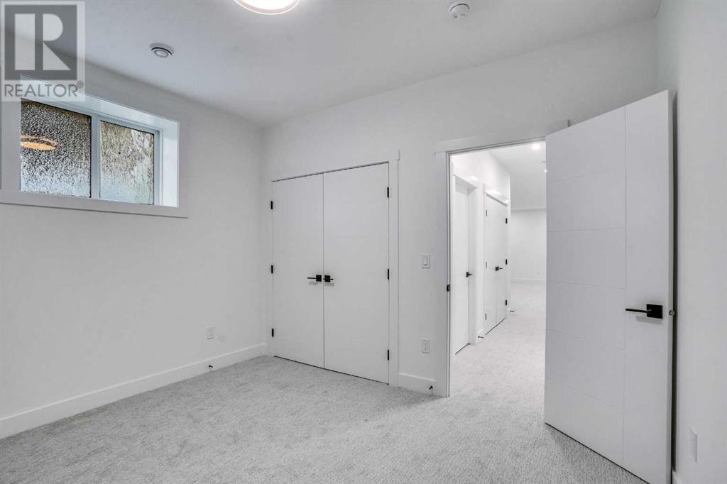 Single Family House for Sale in   Avenue NE Winston Heights/Mountview Calgary 