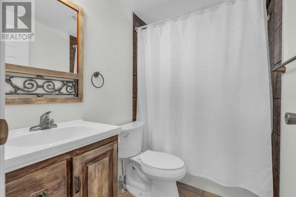 Single Family House for Sale in  McKinley Road SE McKenzie Lake Calgary 