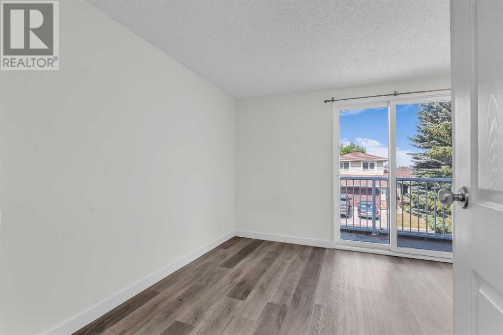 Single Family House for Sale in  McKinley Road SE McKenzie Lake Calgary 