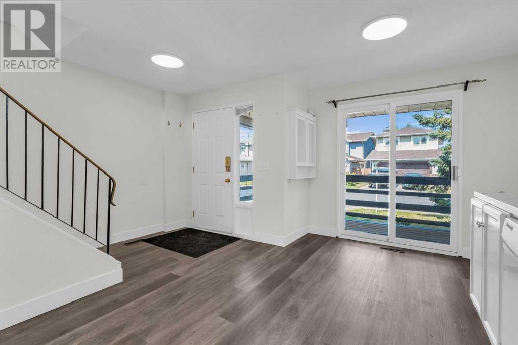 Single Family House for Sale in  McKinley Road SE McKenzie Lake Calgary 
