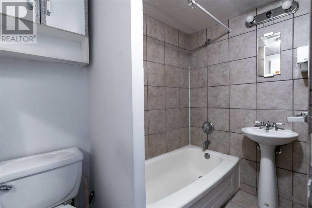 Single Family House for Sale in  McKinley Road SE McKenzie Lake Calgary 