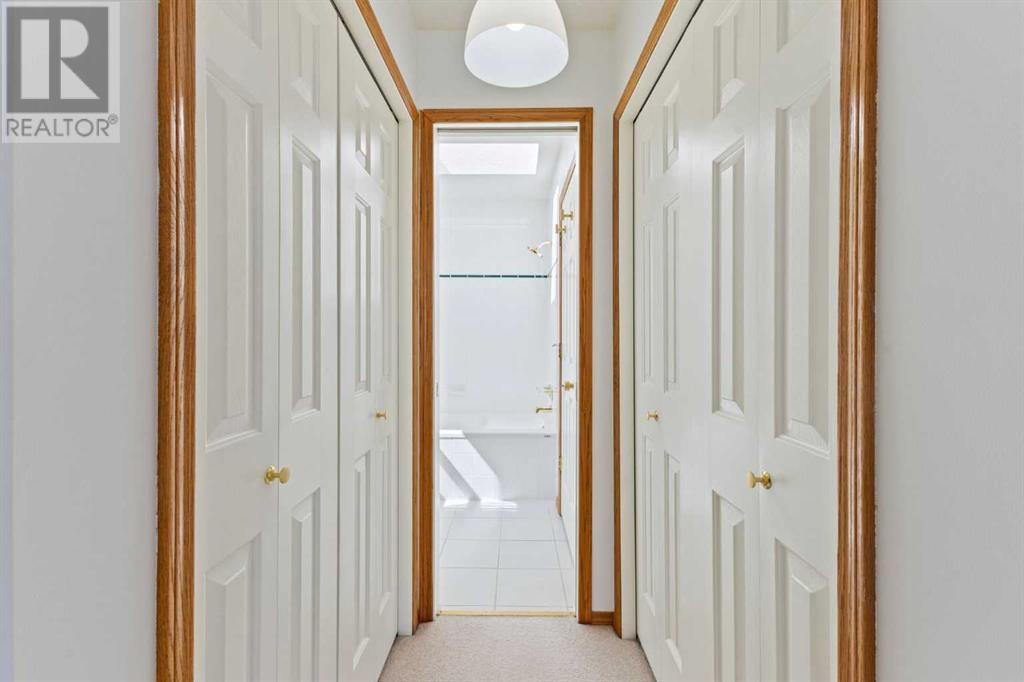 Single Family House Bi-level for Sale in  Scurfield Drive NW Scenic Acres Calgary 