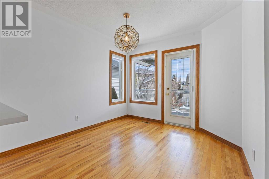 Single Family House Bi-level for Sale in  Scurfield Drive NW Scenic Acres Calgary 