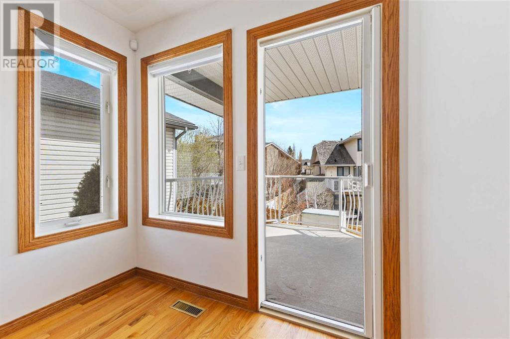 Single Family House Bi-level for Sale in  Scurfield Drive NW Scenic Acres Calgary 