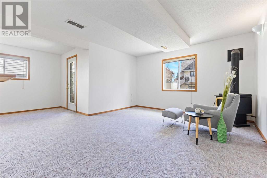 Single Family House Bi-level for Sale in  Scurfield Drive NW Scenic Acres Calgary 