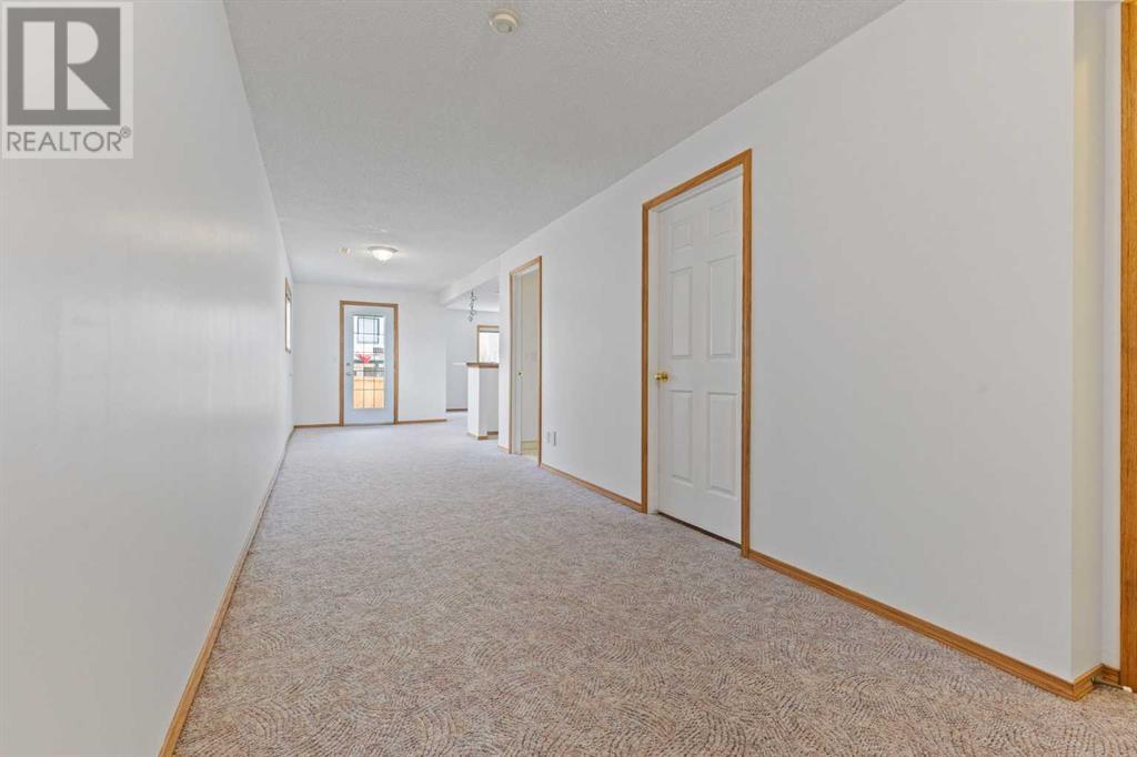 Single Family House Bi-level for Sale in  Scurfield Drive NW Scenic Acres Calgary 