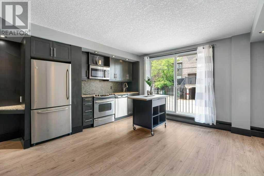 Single Family House for Sale in    Street SW Bankview Calgary 