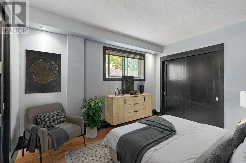 Single Family House for Sale in    Street SW Bankview Calgary 