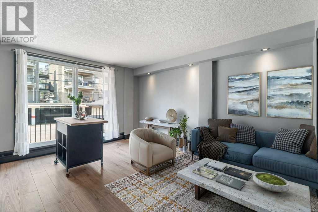 Single Family House for Sale in    Street SW Bankview Calgary 