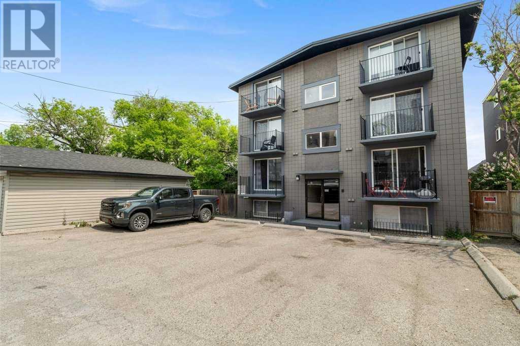 Single Family House for Sale in    Street SW Bankview Calgary 