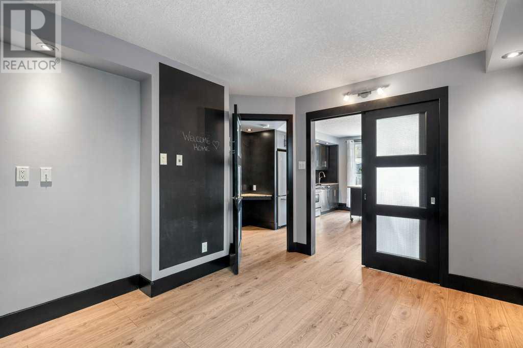 Single Family House for Sale in    Street SW Bankview Calgary 