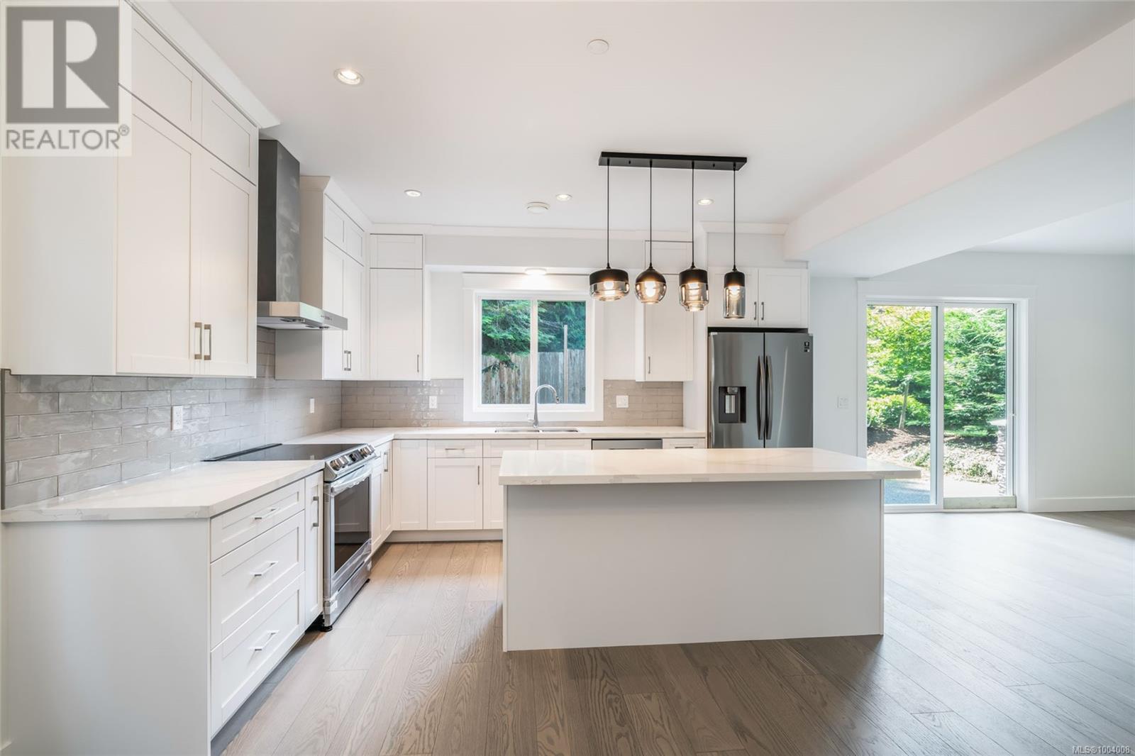 #107 5160 HAMMOND BAY RD - Image 8