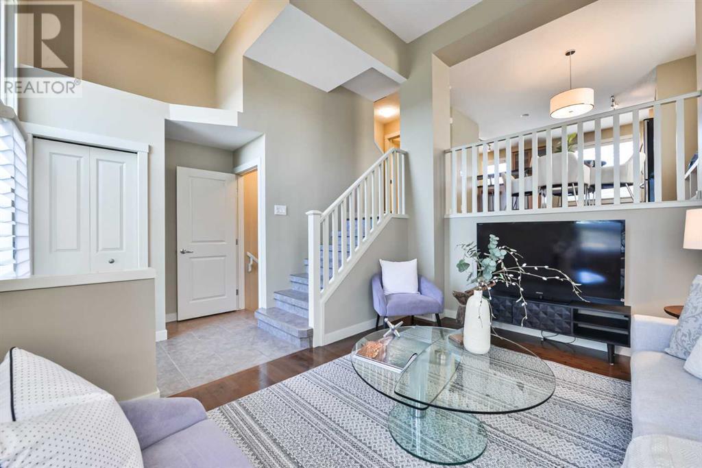 Single Family House for Sale in  Aspen Hills Terrace SW Aspen Woods Calgary 