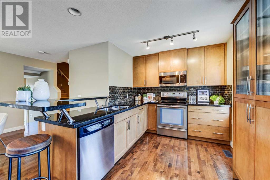 Single Family House for Sale in  Aspen Hills Terrace SW Aspen Woods Calgary 