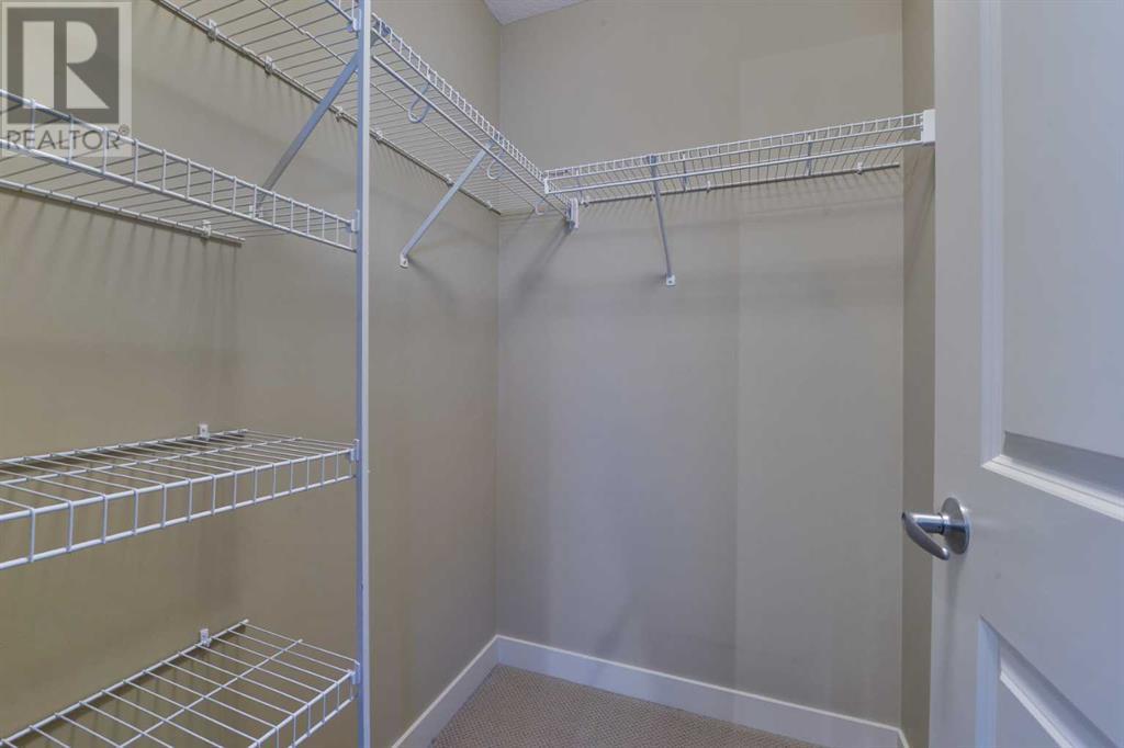 Single Family House for Sale in  Aspen Hills Terrace SW Aspen Woods Calgary 