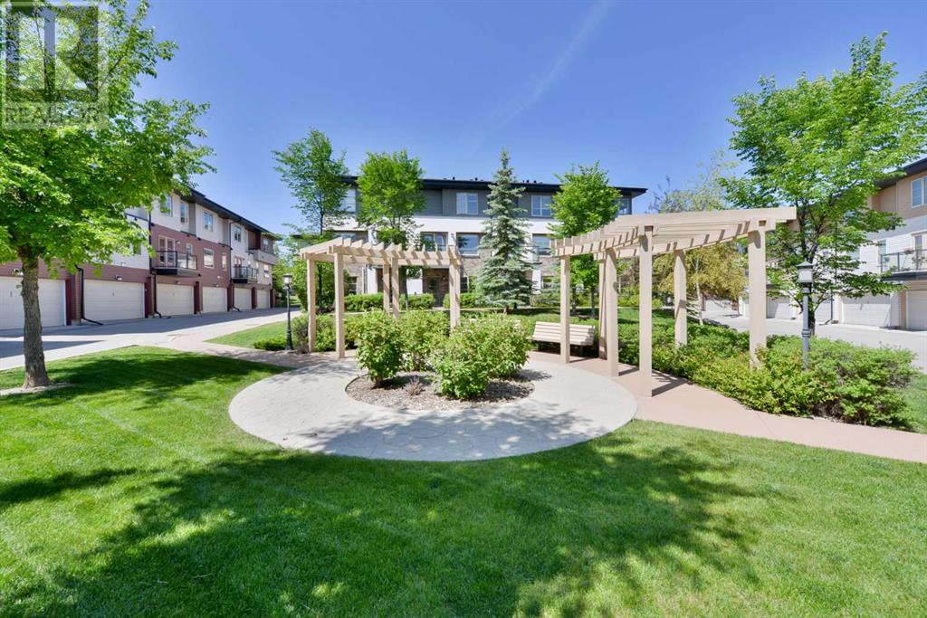 Single Family House for Sale in  Aspen Hills Terrace SW Aspen Woods Calgary 
