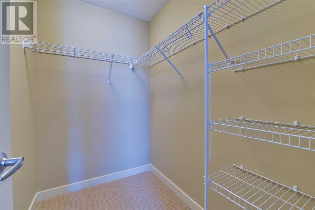 Single Family House for Sale in  Aspen Hills Terrace SW Aspen Woods Calgary 