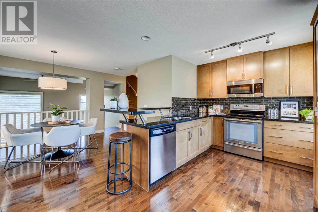 Single Family House for Sale in  Aspen Hills Terrace SW Aspen Woods Calgary 