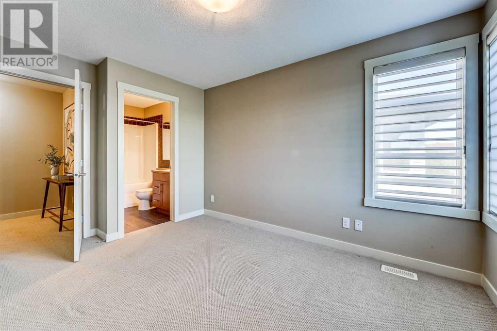 Single Family House for Sale in  Aspen Hills Terrace SW Aspen Woods Calgary 