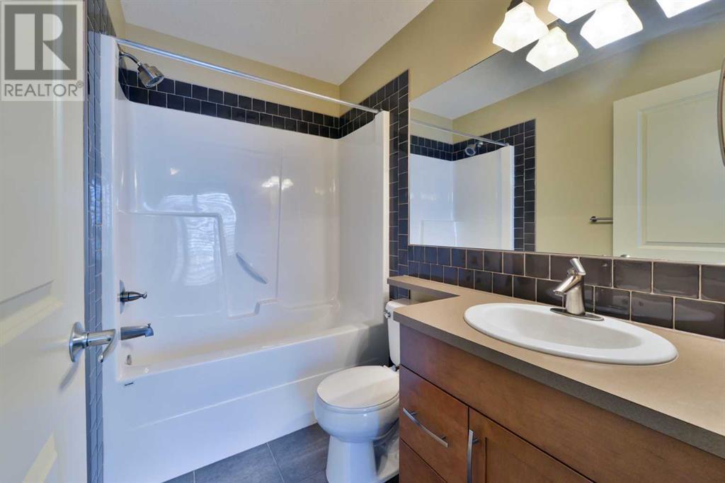Single Family House for Sale in  Aspen Hills Terrace SW Aspen Woods Calgary 
