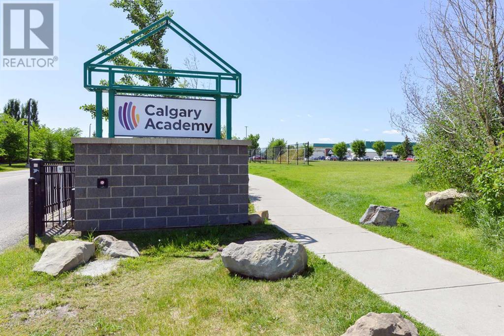 Single Family House for Sale in  Aspen Hills Terrace SW Aspen Woods Calgary 