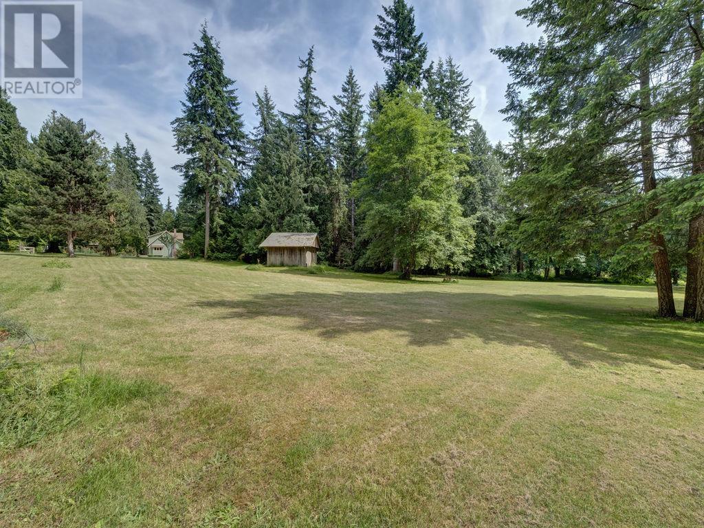 1317 LOCKYER ROAD, Roberts Creek