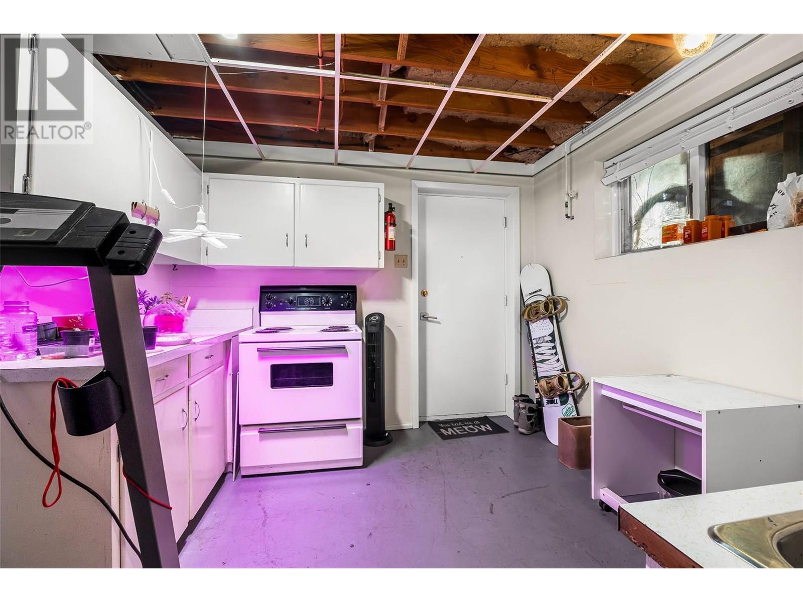 520 Singh Street, Kamloops