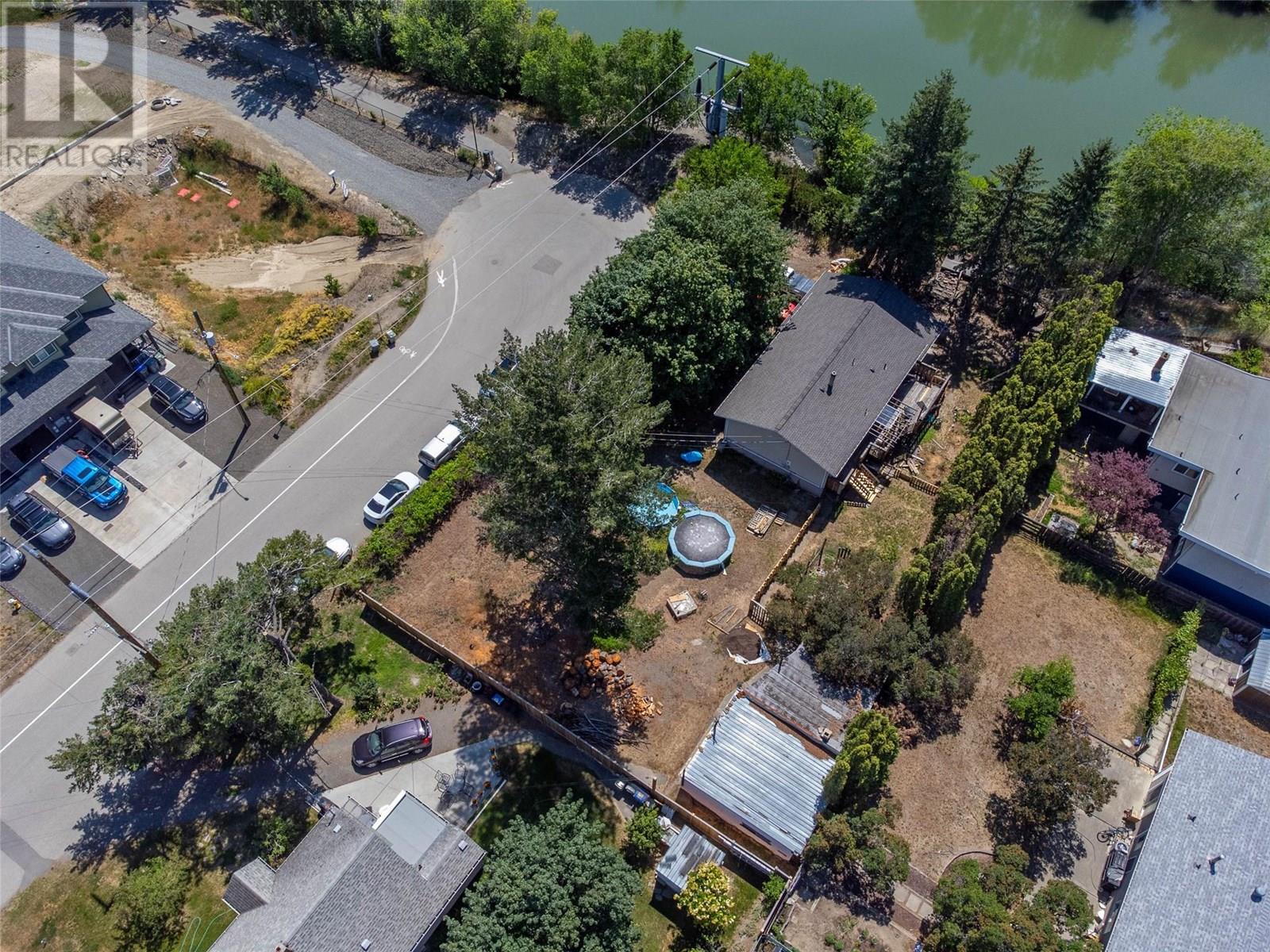 520 Singh Street, Kamloops