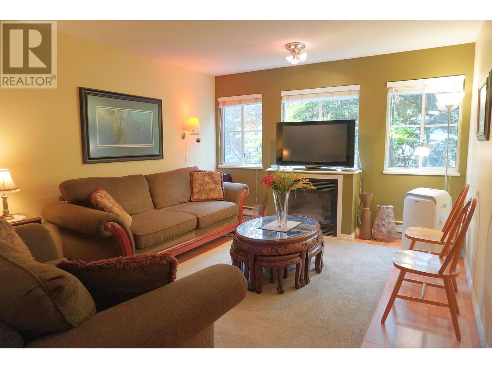 Photo 3 of 19 19034 Mcmyn Road, Pitt Meadows BC
