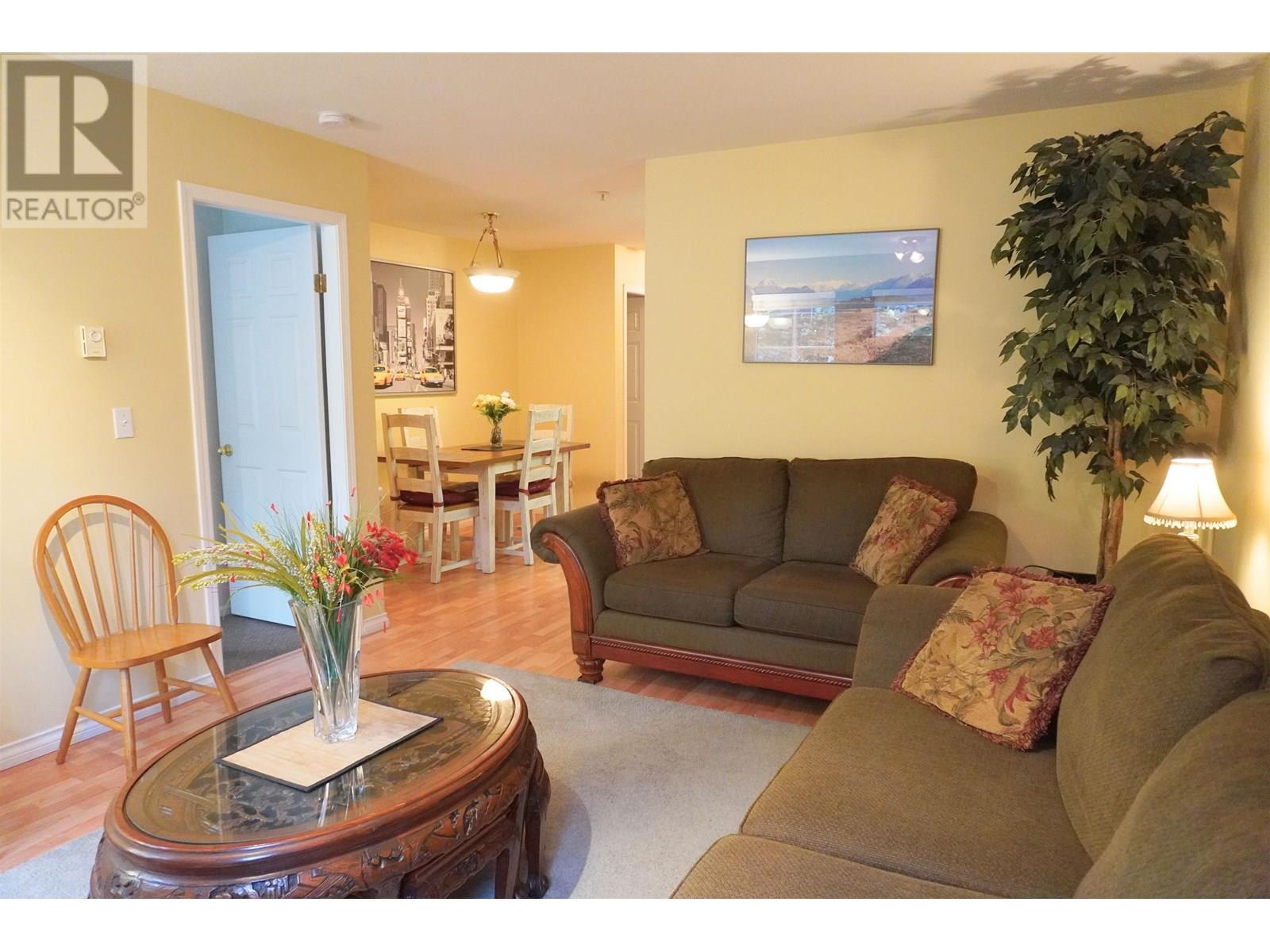 Photo 4 of 19 19034 Mcmyn Road, Pitt Meadows BC