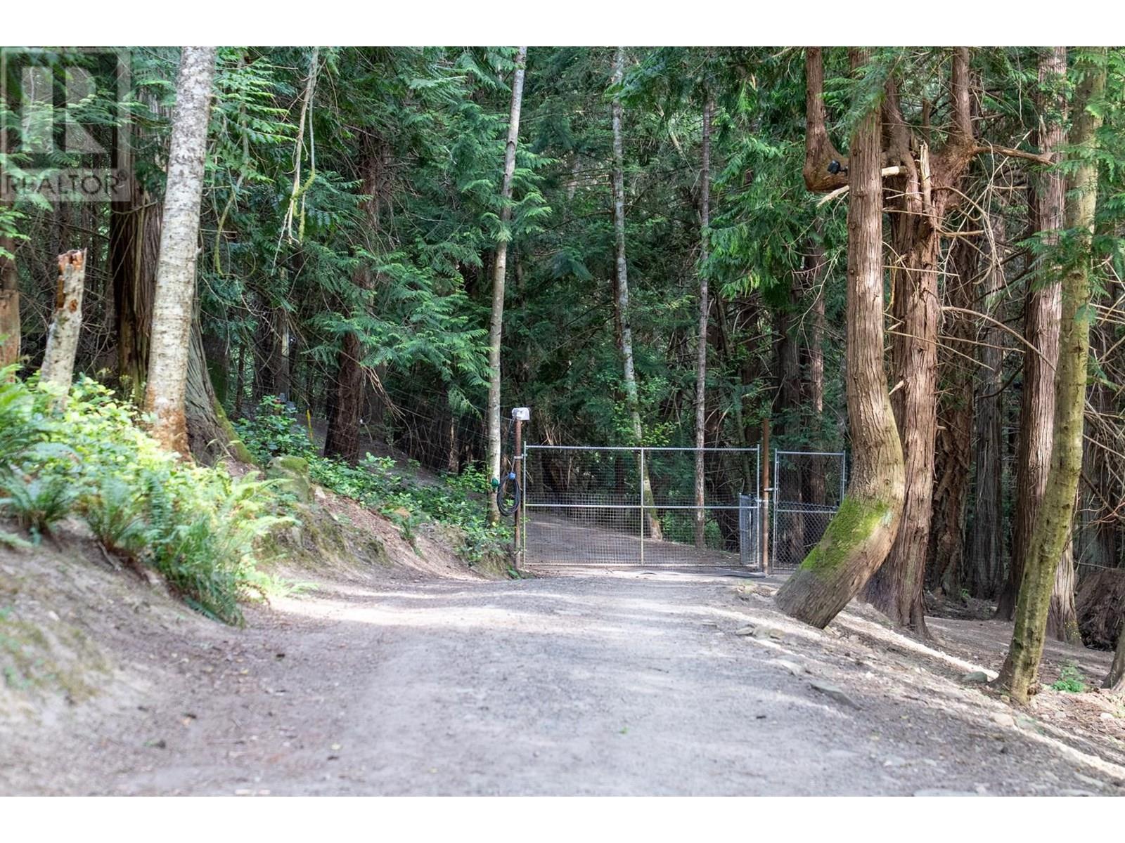 5574 HOOSON ROAD, Pender Island