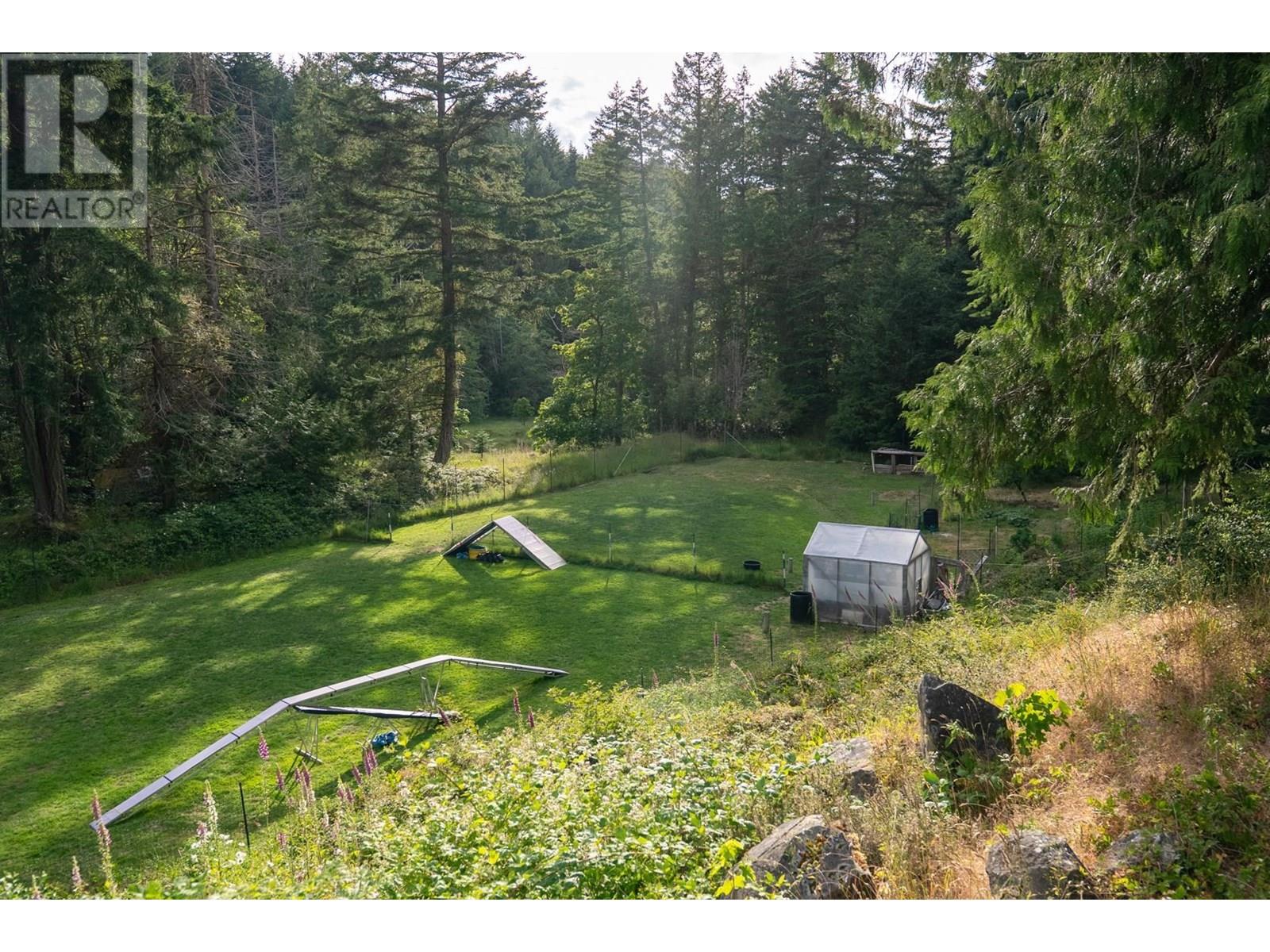 5574 HOOSON ROAD, Pender Island
