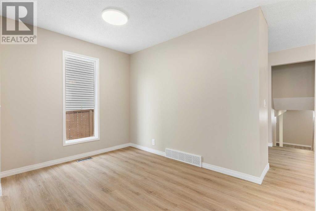 Single Family House 4 Level for Sale in  Sandstone Road NW Sandstone Valley Calgary 