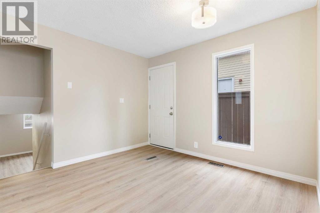 Single Family House 4 Level for Sale in  Sandstone Road NW Sandstone Valley Calgary 