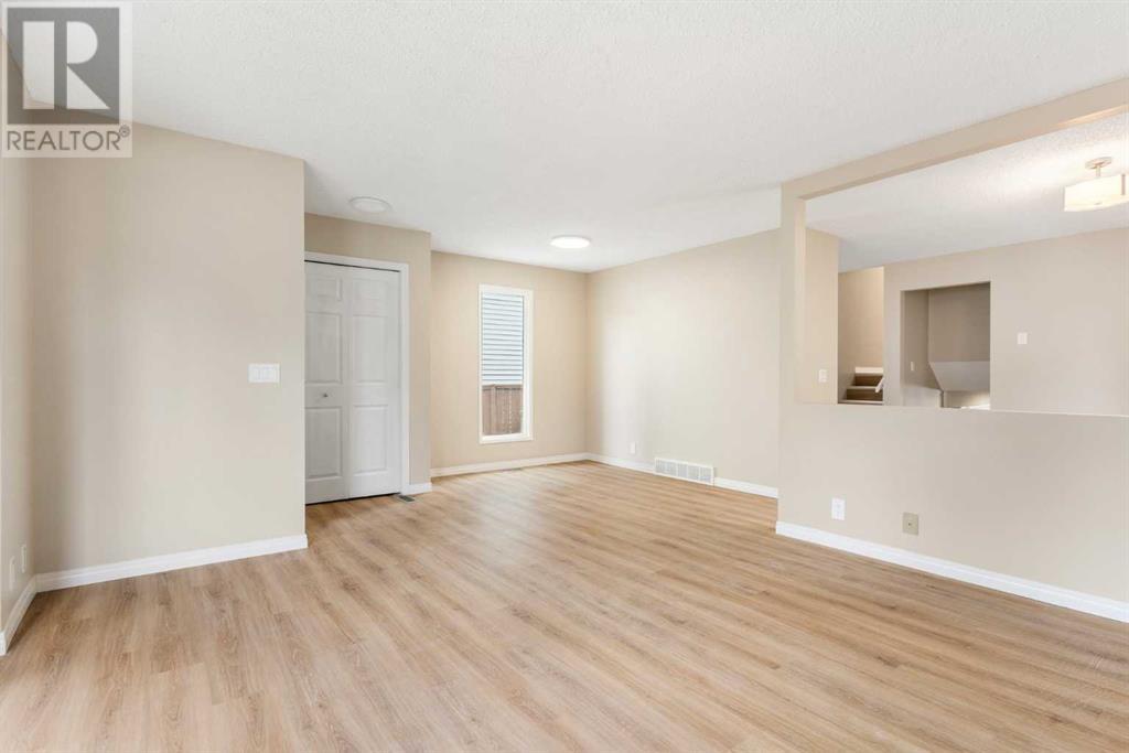 Single Family House 4 Level for Sale in  Sandstone Road NW Sandstone Valley Calgary 