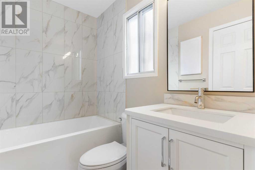 Single Family House 4 Level for Sale in  Sandstone Road NW Sandstone Valley Calgary 