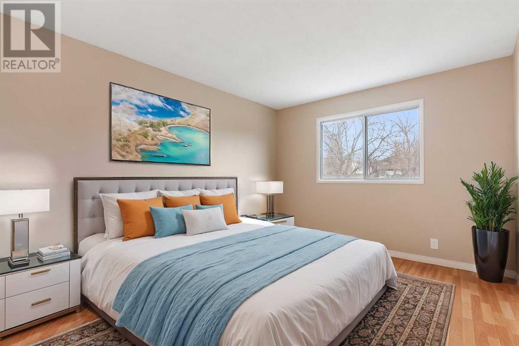 Single Family House 4 Level for Sale in  Sandstone Road NW Sandstone Valley Calgary 