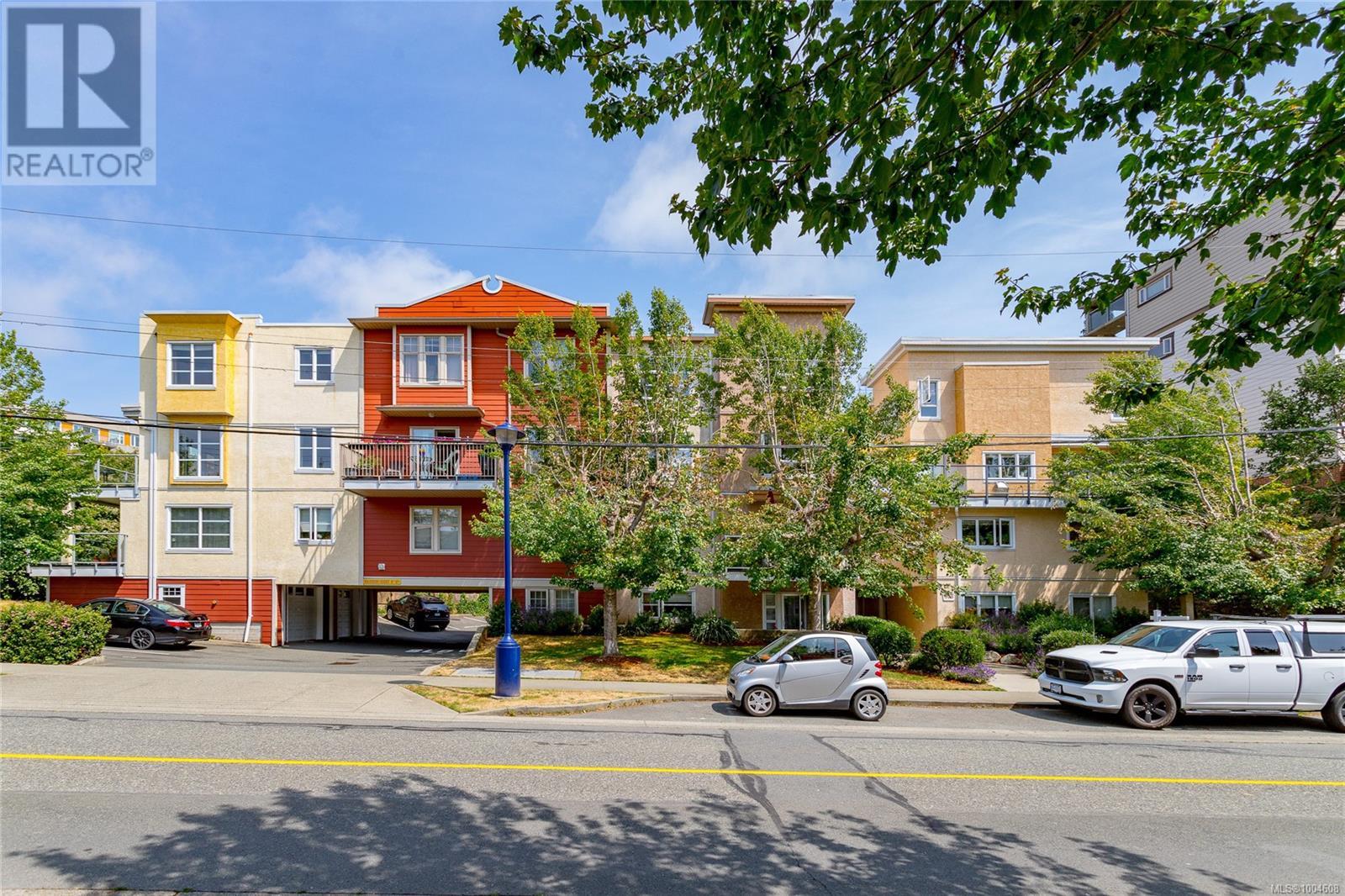 Photo 1 of 305 908 Brock Ave, Langford BC
