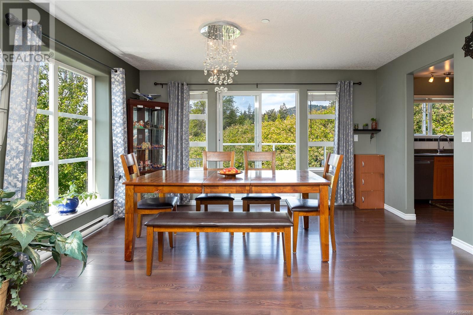 Photo 17 of 305 908 Brock Ave, Langford BC