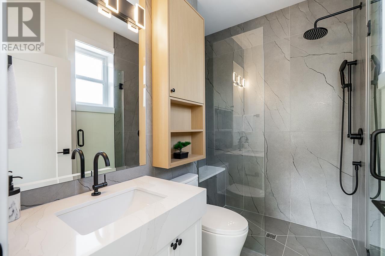 Photo 15 of 1 4855 Dumfries Street, Vancouver BC
